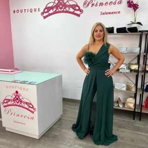 Mono con sobrefalda 8921 - verde