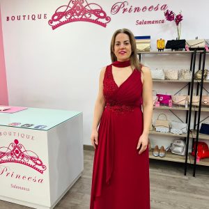 Vestido con pedrería F1663 - burdeos